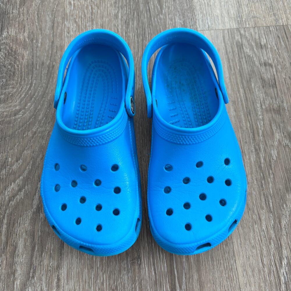 Crocs Big Kids Classic Clogs Bright Blue - Size: 12/13